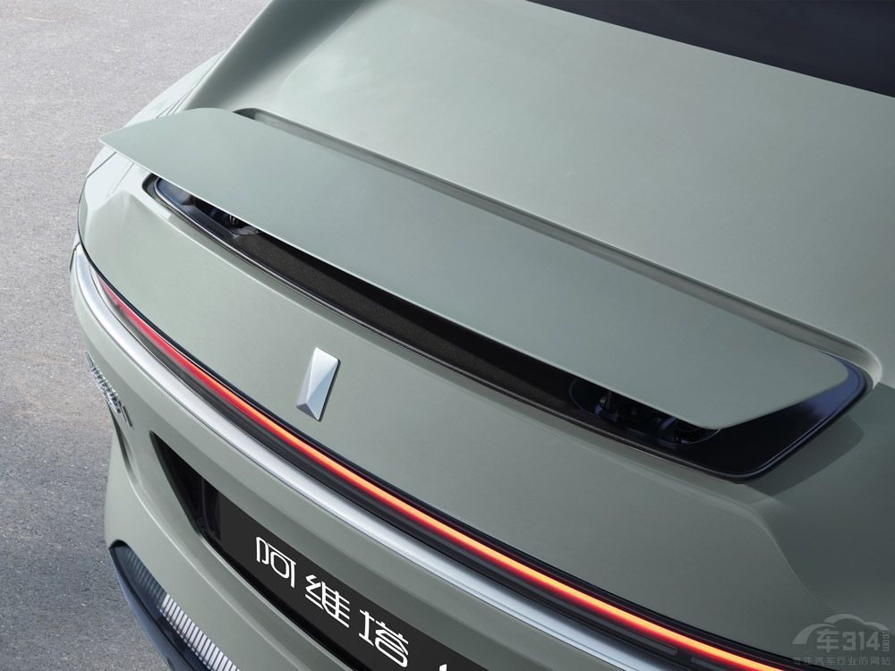 ά11ԱRX8 ˭ʵʤһ