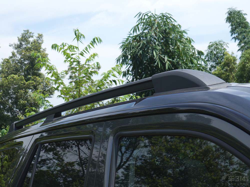 ӲSUV̹400 Hi4-TԱȷ̱5