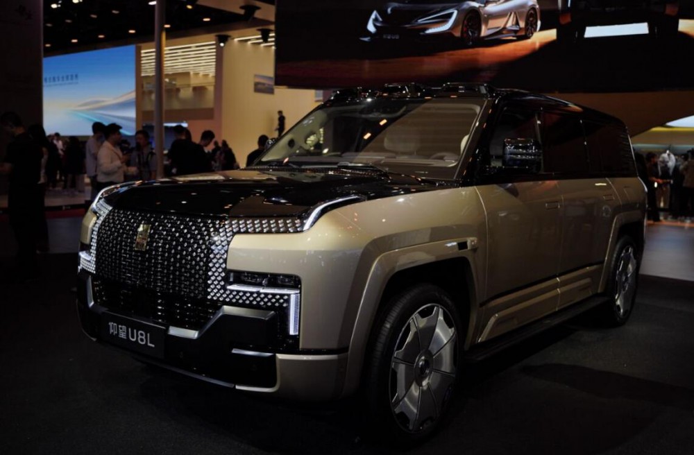 Ϻչ3SUV 綼