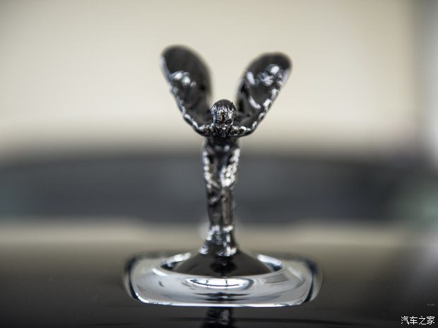 ˹˹ Ӱ 2016 Black Badge Edition