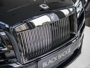 ˹˹ Ӱ 2016 Black Badge Edition