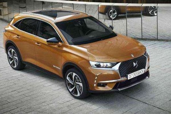 DS-7-CROSSBACK.jpg