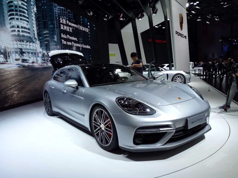 Panamera Sport Turismo (5).jpg