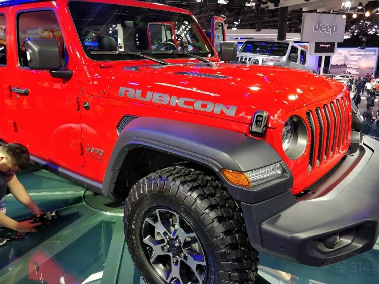 ȫ��Jeep�����˻���2.0T ���䵱�����