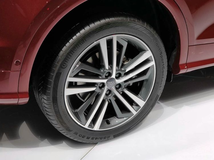 �µ�Q5L���˼ӳ��������ͱ����䶼������