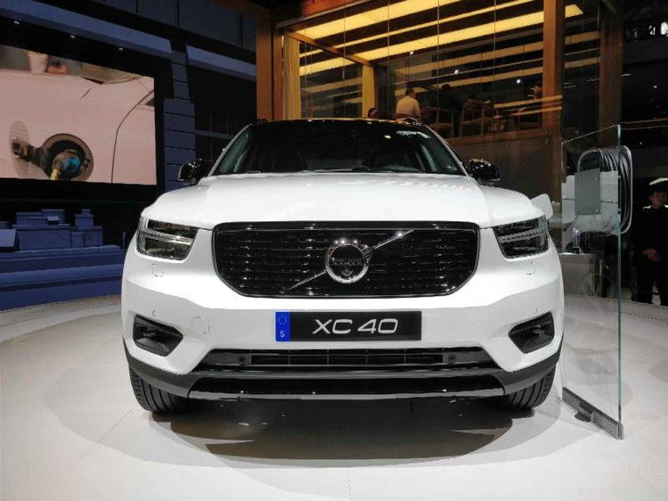 �ֶ��������SUV ���׷�����ƥ��˫���