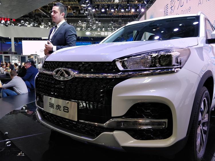 �����콢��SUV��8���� ����10��Ԫ����