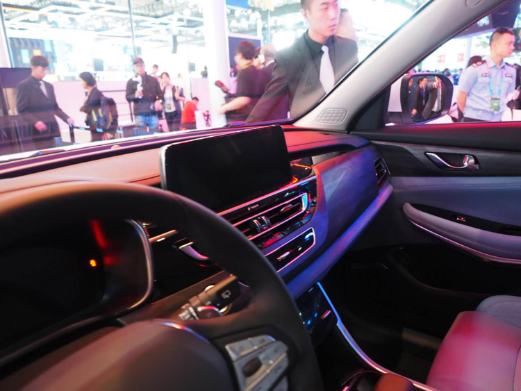 �¿��CS75 PHEV�춯�汱����չ����