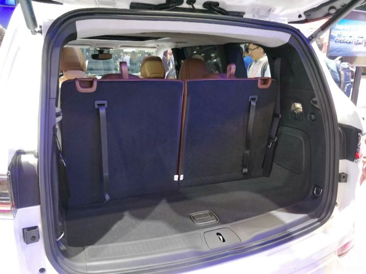 Jeep��ָ�ӹ�������Χ�� �а���ﺺ����