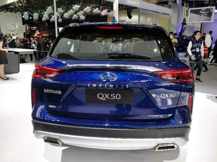 2018������չ ȫ��Ӣ�����QX50��������
