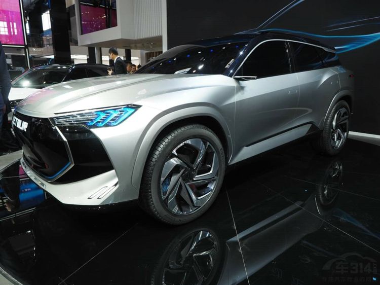 ��;ȫ�¸�� ��ES8˧������϶�����