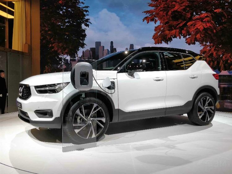 �ֶ��������SUV ���׷�����ƥ��˫���