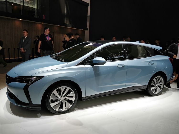 ���ȫ�»춯��������700�����ͺ�1.6L