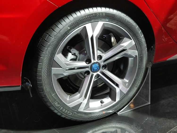 ���ǵ�ȫ���ط��� ˼����˶��ö�������