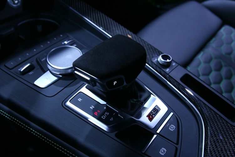 �µ�A4��װ��ʱ�ݷ��������ۼ��������