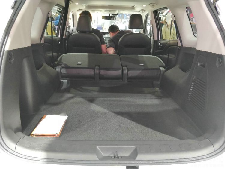 �ղ�;���ʽɲ������2.5��ô�ͺ�·��ƴ��