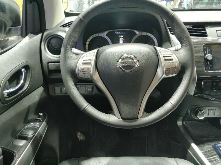 �ղ�;���ʽɲ������2.5��ô�ͺ�·��ƴ��