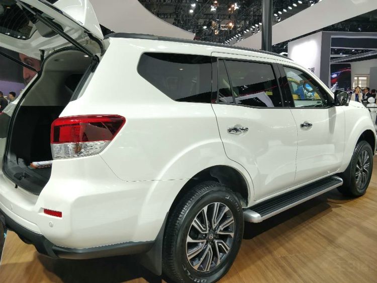 �ղ�;���ʽɲ������2.5��ô�ͺ�·��ƴ��