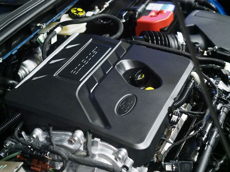 2018�ɶ���չ�����ظ���˹�񳵻�����Ϯ