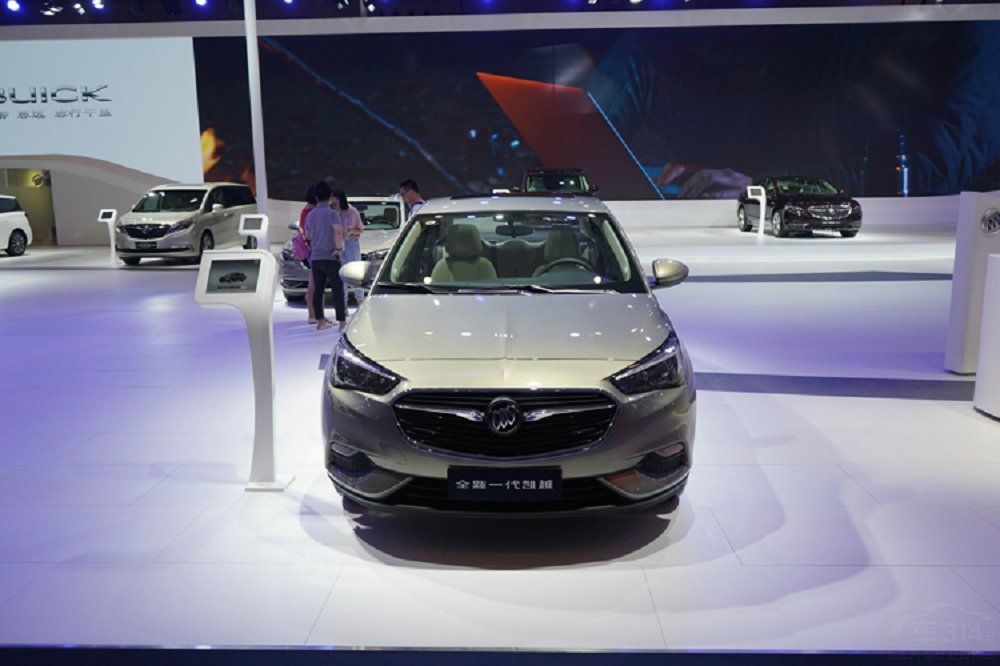 2018�ɶ���չ������Ŀ�Խ����д�Ի���