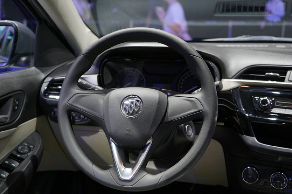 2018�ɶ���չ������Ŀ�Խ����д�Ի���