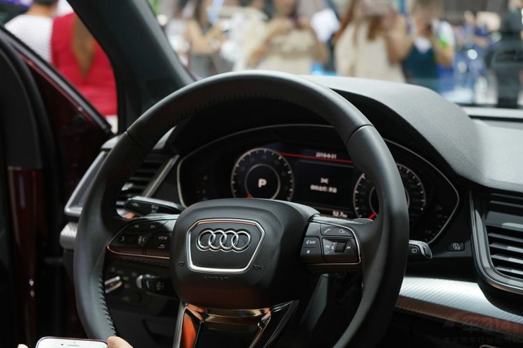 2018�ɶ���չ���µ�Q5L������Щ���䣿