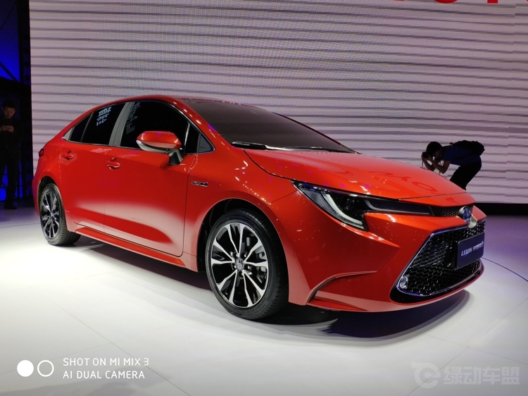 ����˫�滻2.0L������ �ܲ���ƴ˼��