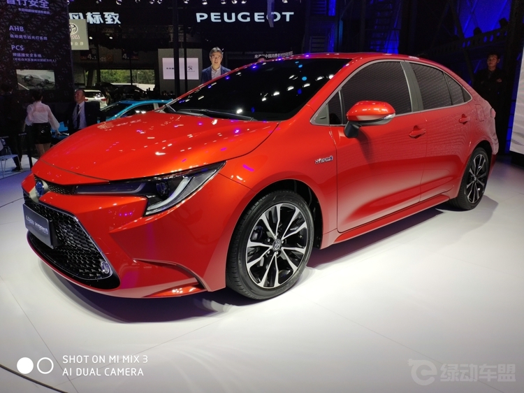 ����˫�滻2.0L������ �ܲ���ƴ˼��