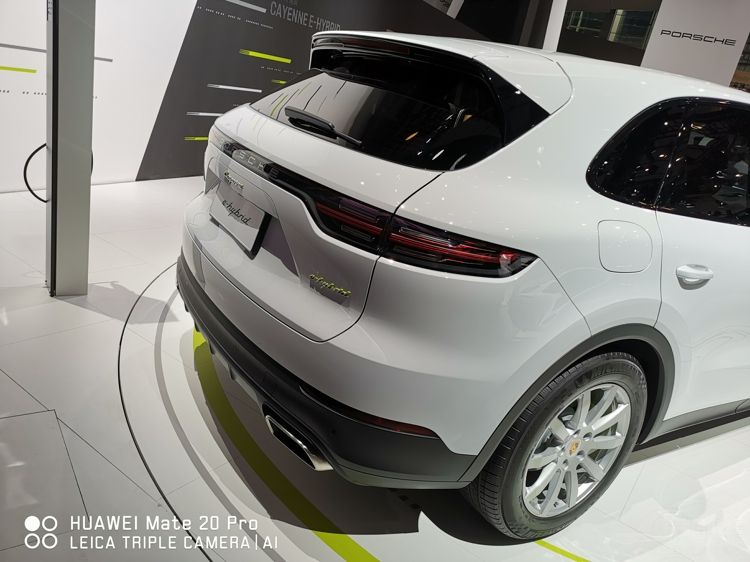 ������Ĳ��ں��ͺģ����ƻ춯�����5��