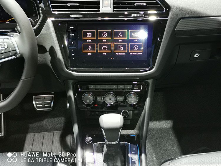 ���ڡ����ޡ������� ��װ�˶��׼������³�