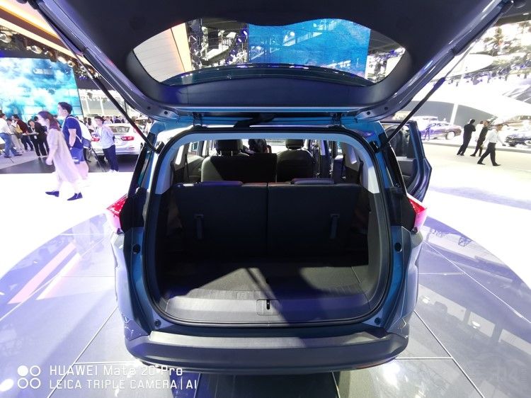 ͬһ��ұ�˱��ѩ������˭��������