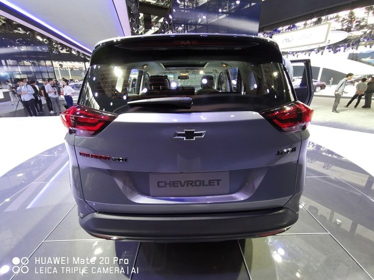 ͬһ��ұ�˱��ѩ������˭��������