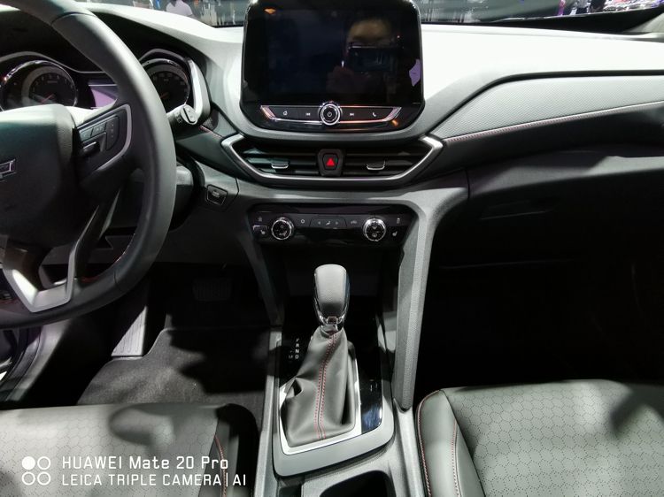 ͬһ��ұ�˱��ѩ������˭��������