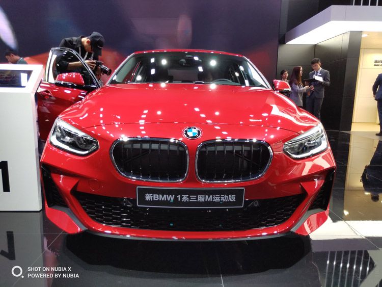 舍弃三缸发动机 宝马1系三厢M版亮相车展 舍弃三缸发动机 宝马1系三厢M版亮相车展