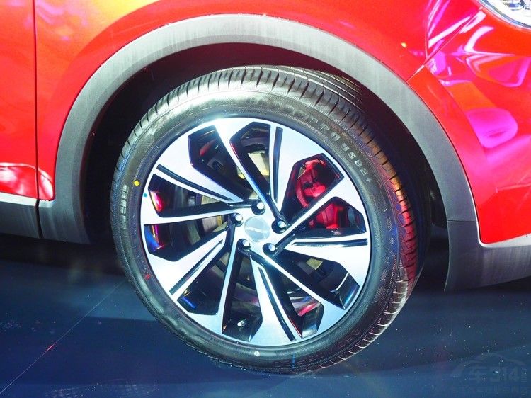 ��;�ڶ����³���1.5T+8AT  7.69�����ۣ�