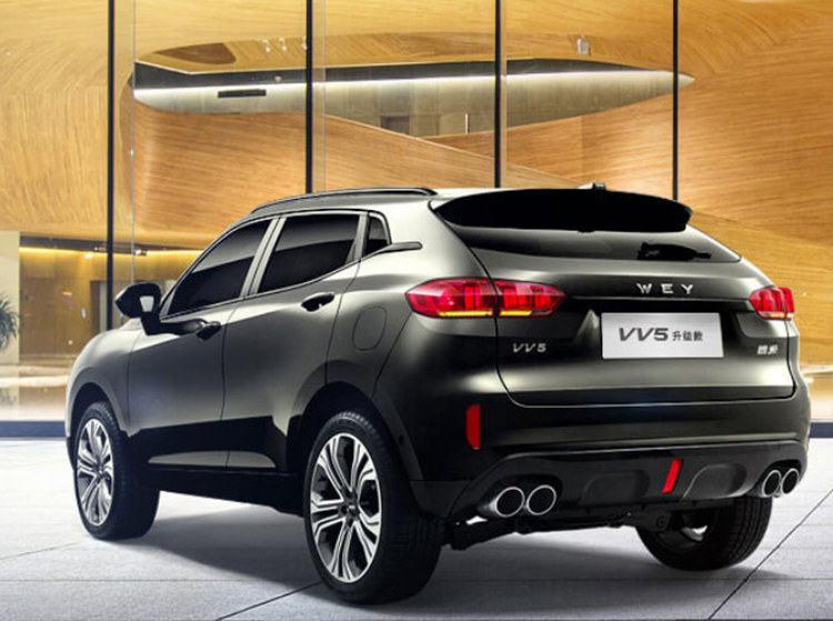 ��˿����Ϯ�������³�RS-5�а峤��WEY