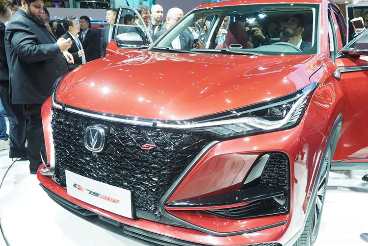 ����Ʒ����˧SUV