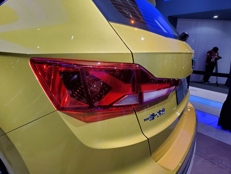 �ݴ�VS5�����Ϻ���չ ���ǰ�������Ateca