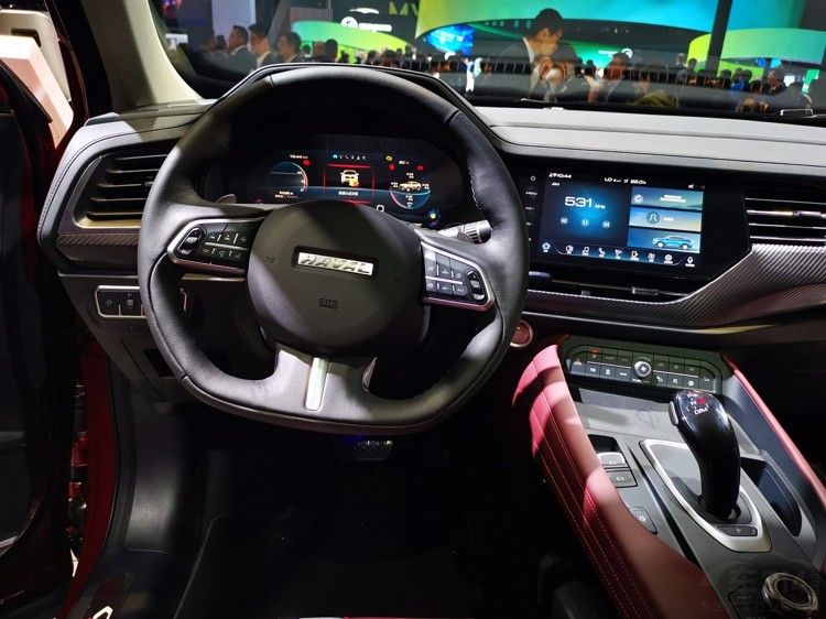 û�г�Ϯ�Ľ���SUV  ����F7x�����Ϻ���չ