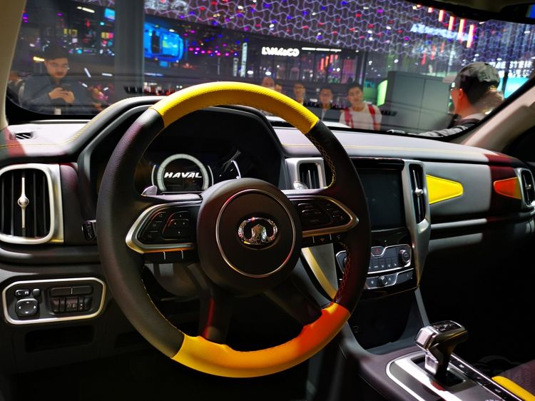 ����ȫ��Ƥ�����ڡ����౾���Ϻ���չ