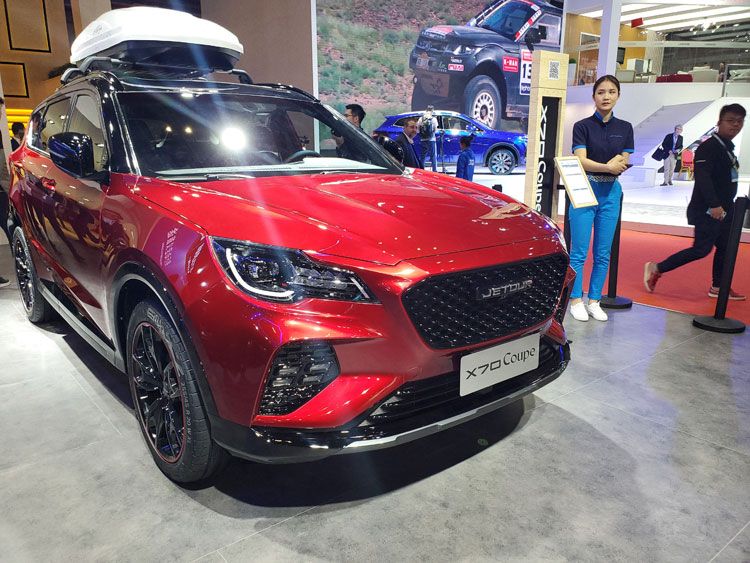 ��;X70 Coupe���� ���˶�����ʱ�е�SUV�³�