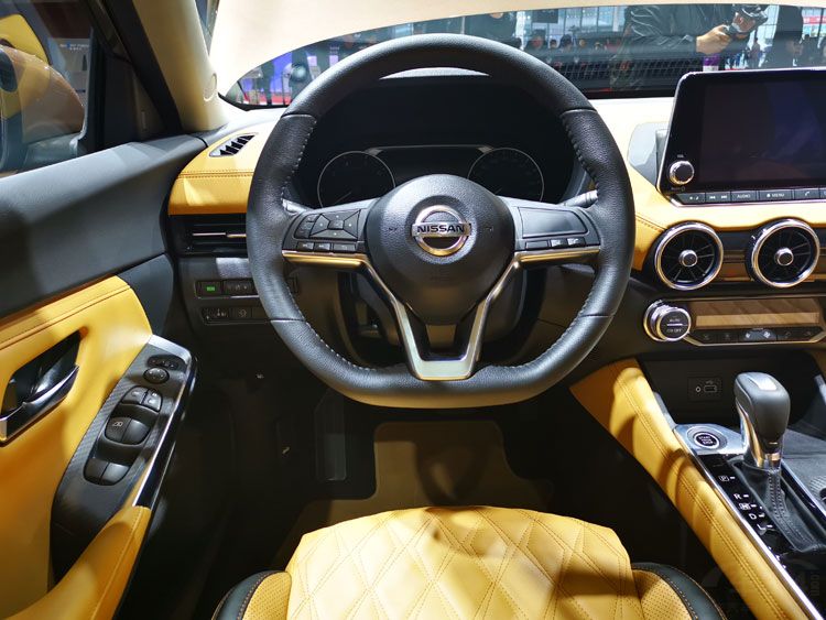 烧机油的日产轩逸换代了 百公里油耗4.9L 烧机油的日产轩逸换代了 百公里油耗4.9L