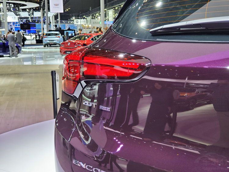 昂科拉加长加大款来了 就是动力太磕碜 昂科拉加长加大款来了 就是动力太磕碜