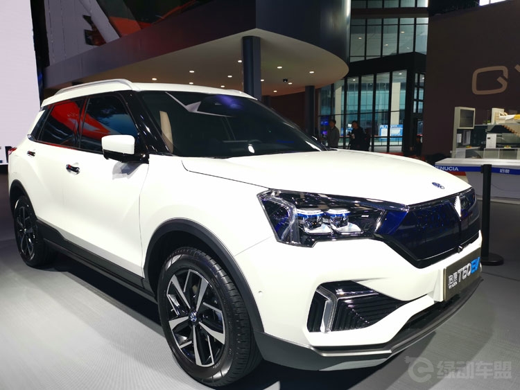 启辰T60 EV亮相上海车展 真是丑到一定境界了 启辰T60 EV亮相上海车展 真是丑到一定境界了