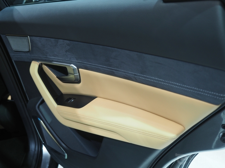 ����ֵ�͸�����ȫ��ӵ�У����ǵ���Pro EV