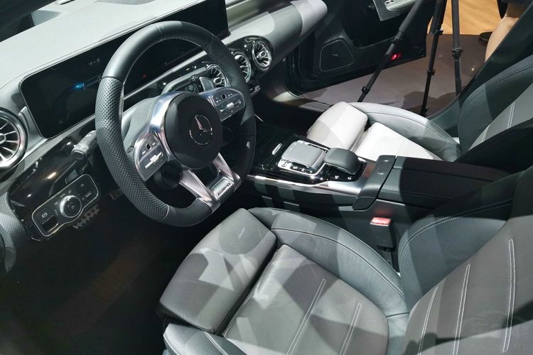 ʷ�������AMG��ʽ����