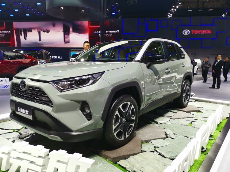 ȫ��RAV4�����Ϻ���չ