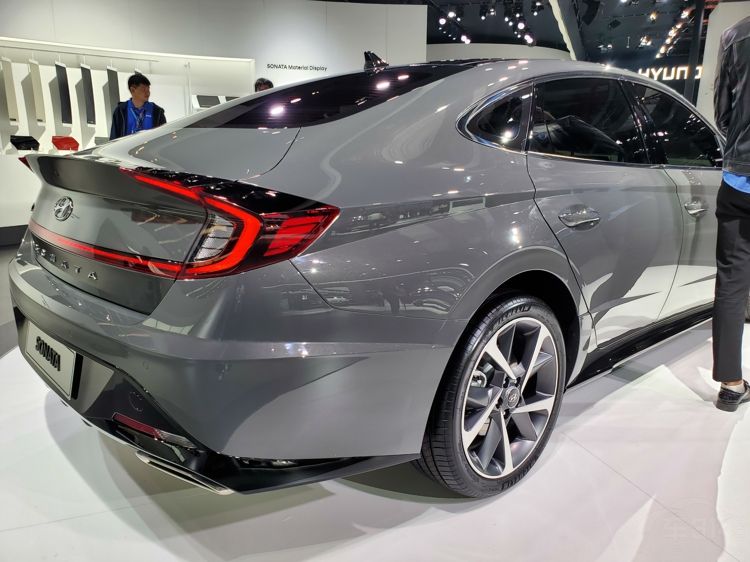 ��۸��˶������θ����� ȫ������������