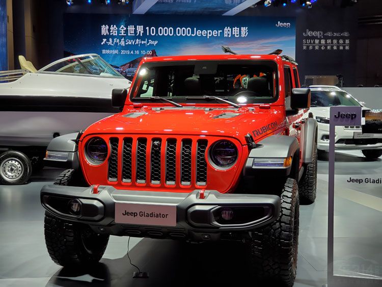 JEEP Gladiator �����˰�Ƥ�� ������5��