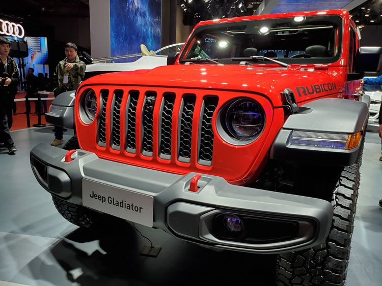 JEEP Gladiator �����˰�Ƥ�� ������5��